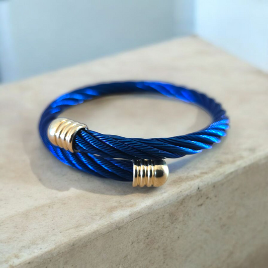 Leo Bangle Bracelet