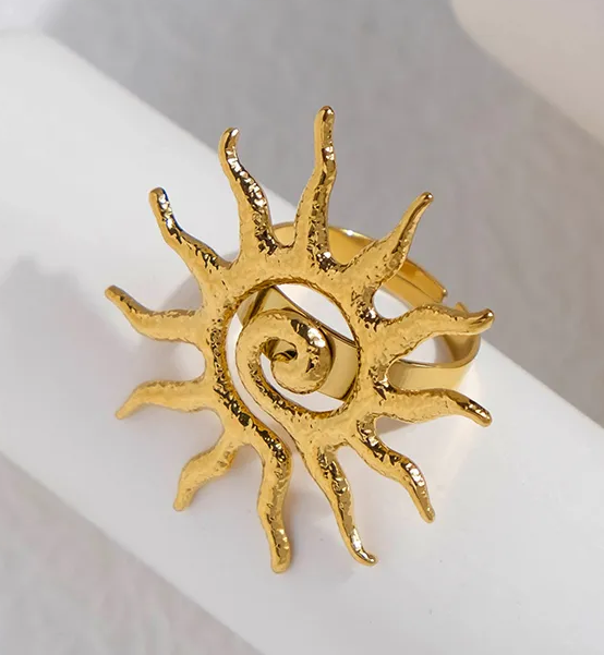 Mary Ring