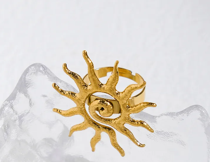 Mary Ring