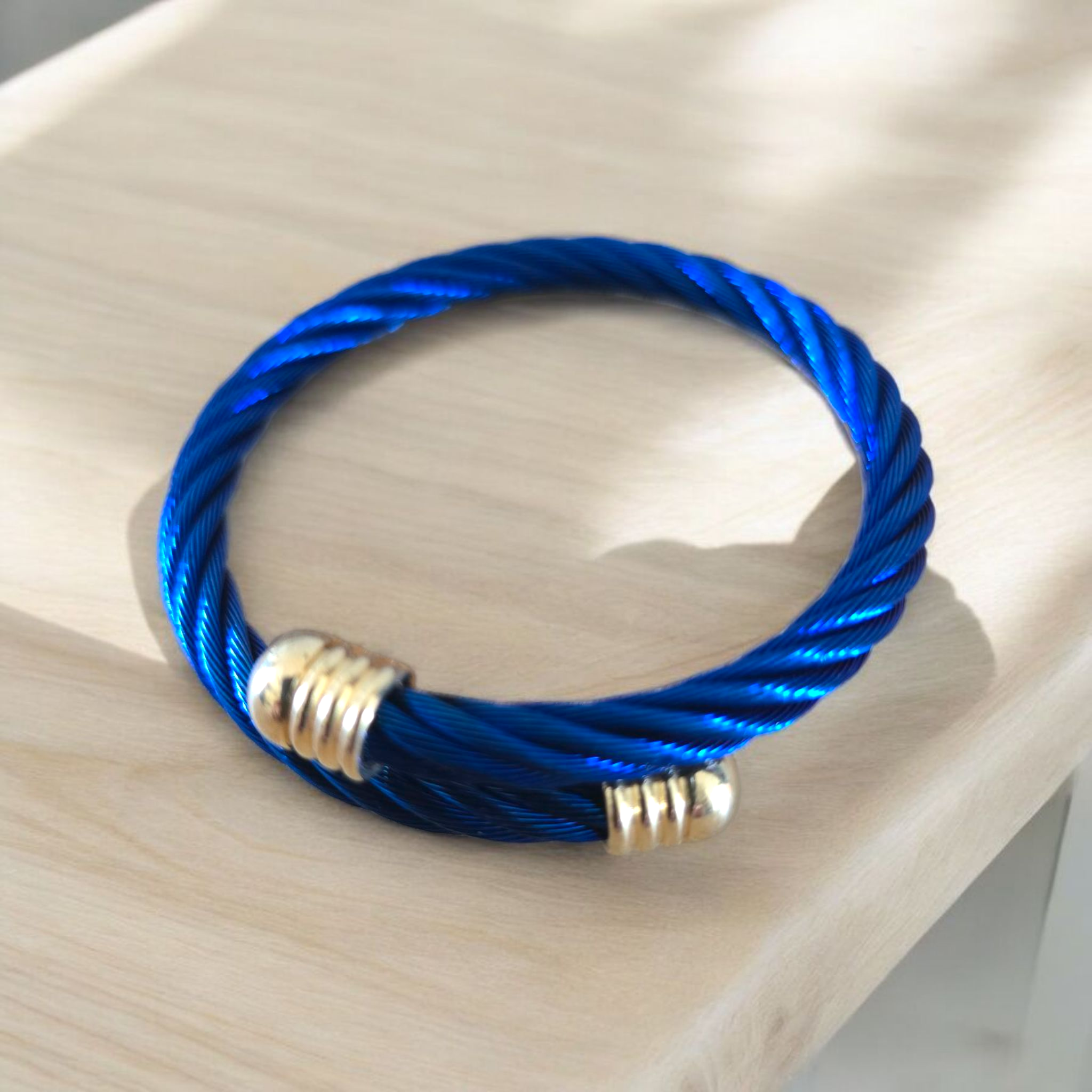 Leo Bangle Bracelet
