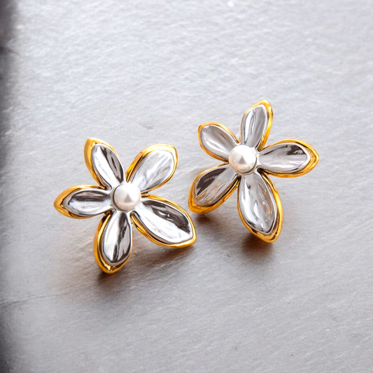 Alice Ear Studs